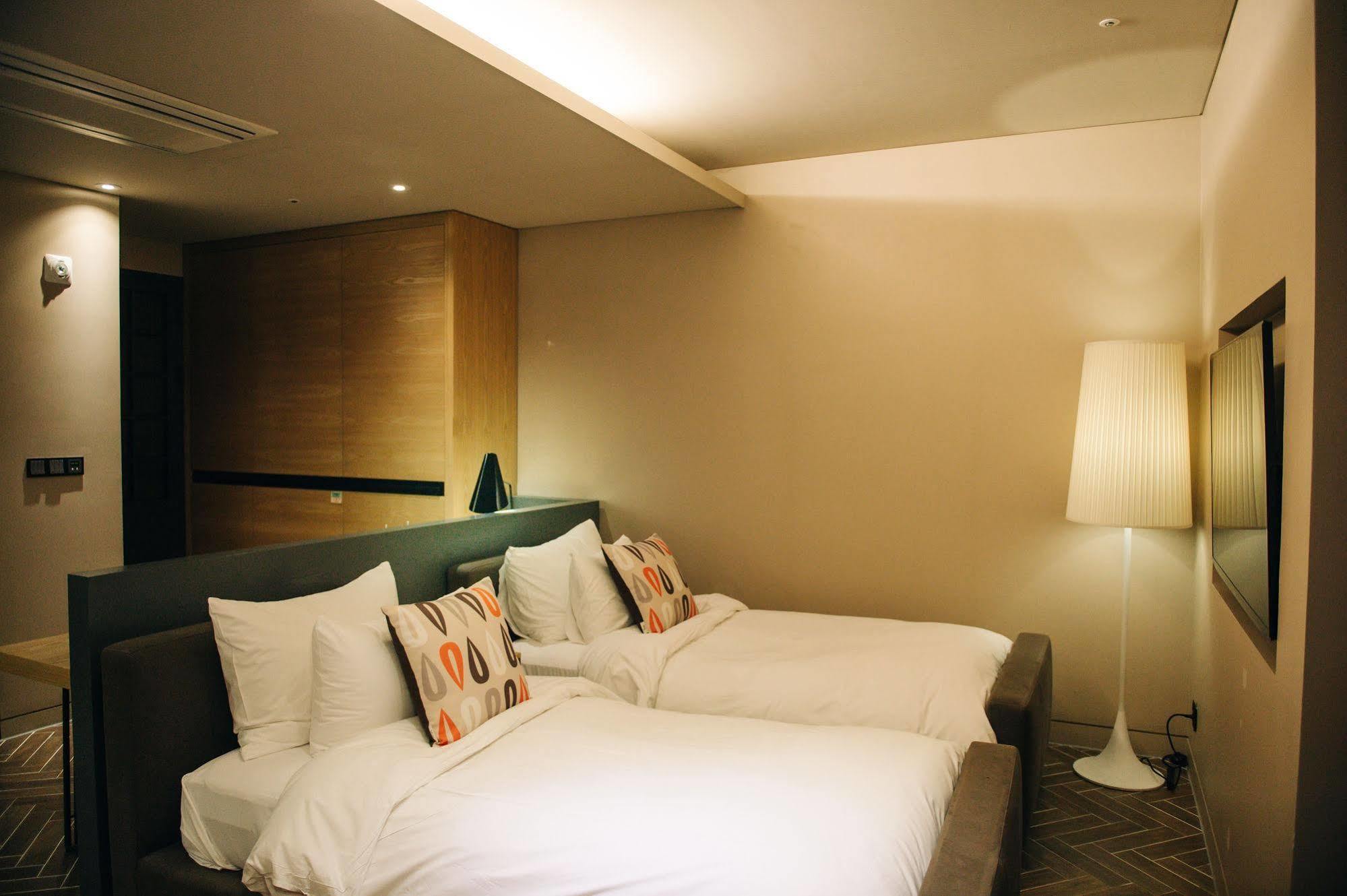 Hotel Lacky Daejeon Extérieur photo