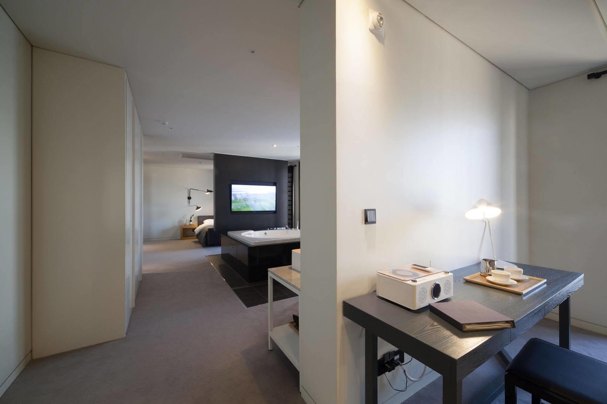 Hotel Lacky Daejeon Extérieur photo