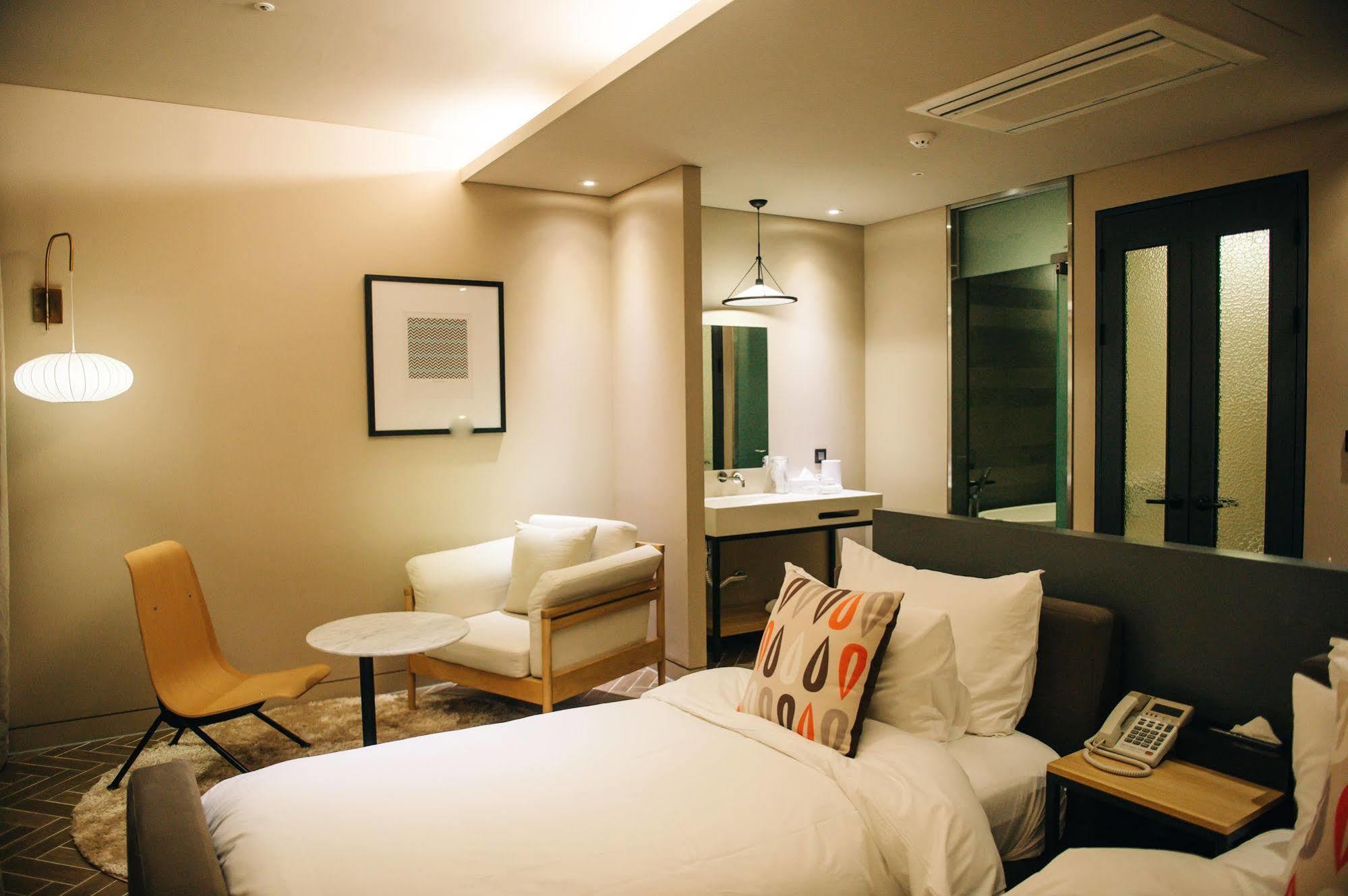 Hotel Lacky Daejeon Extérieur photo